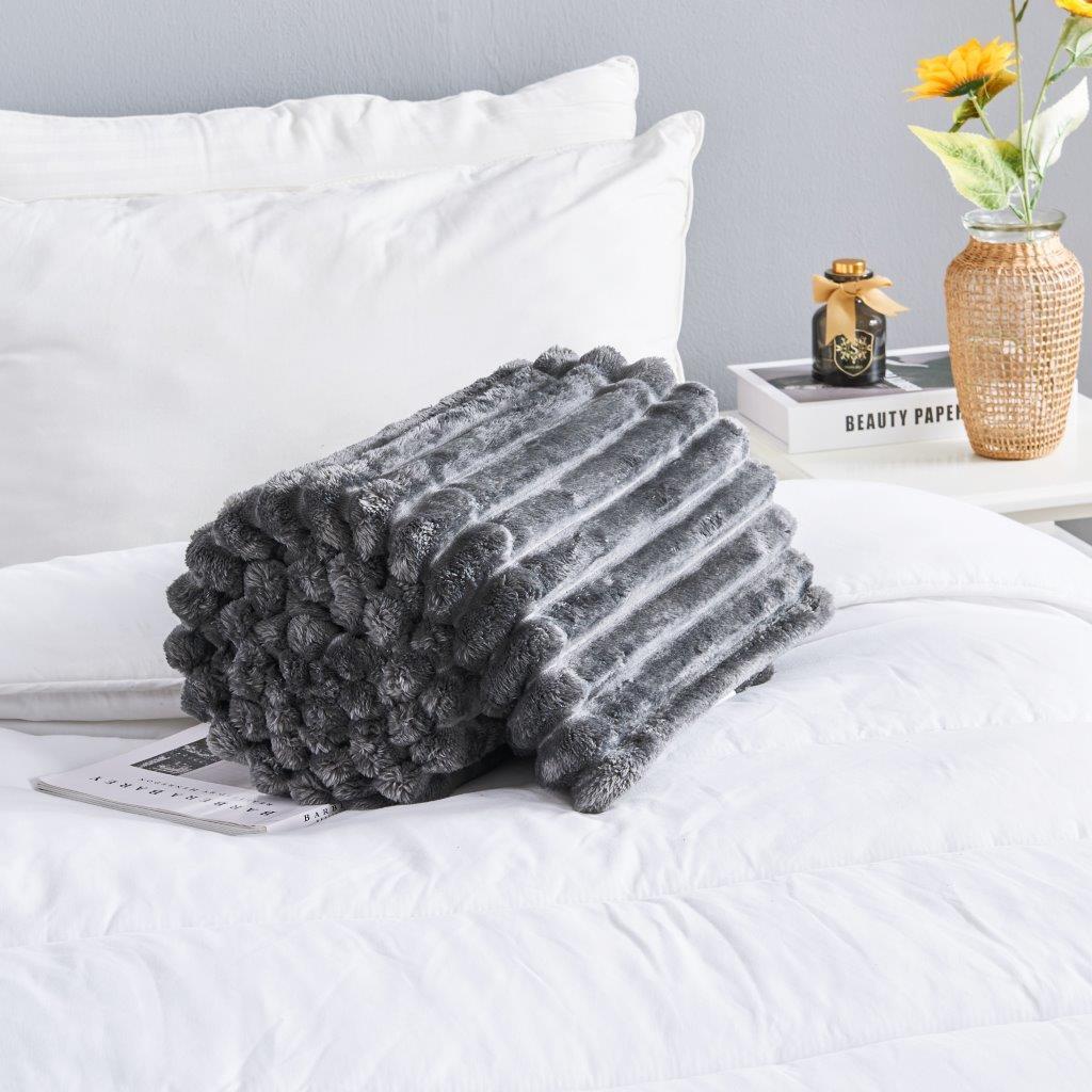Chunky Ribbed Fleece Throw Soft Warm Cosy Couch Sofa Settee Chair Bed Blanket