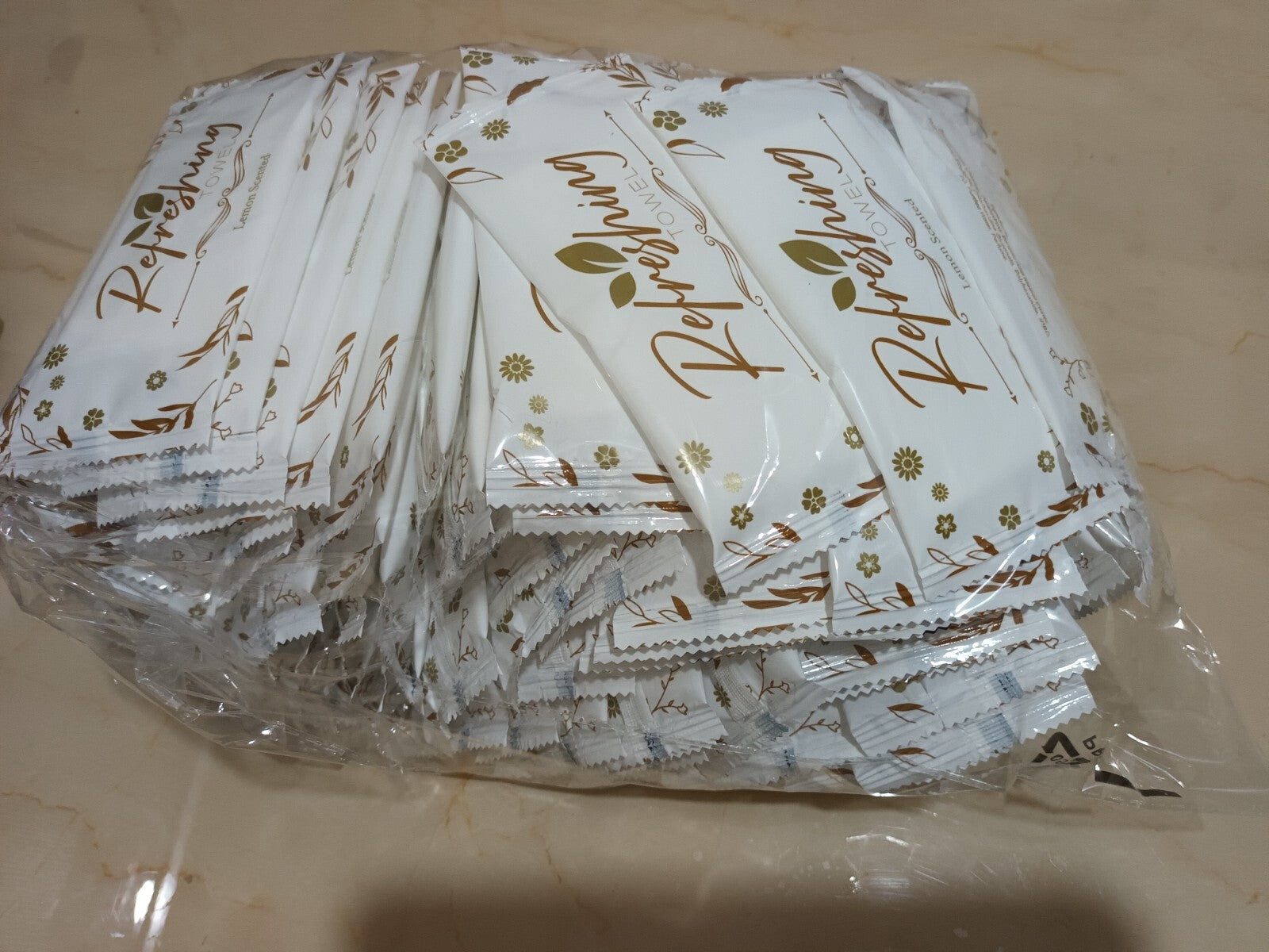 Lemon Wet Wipes Fresh Hand Towel Individually Wrapped Restaurant Takeaway