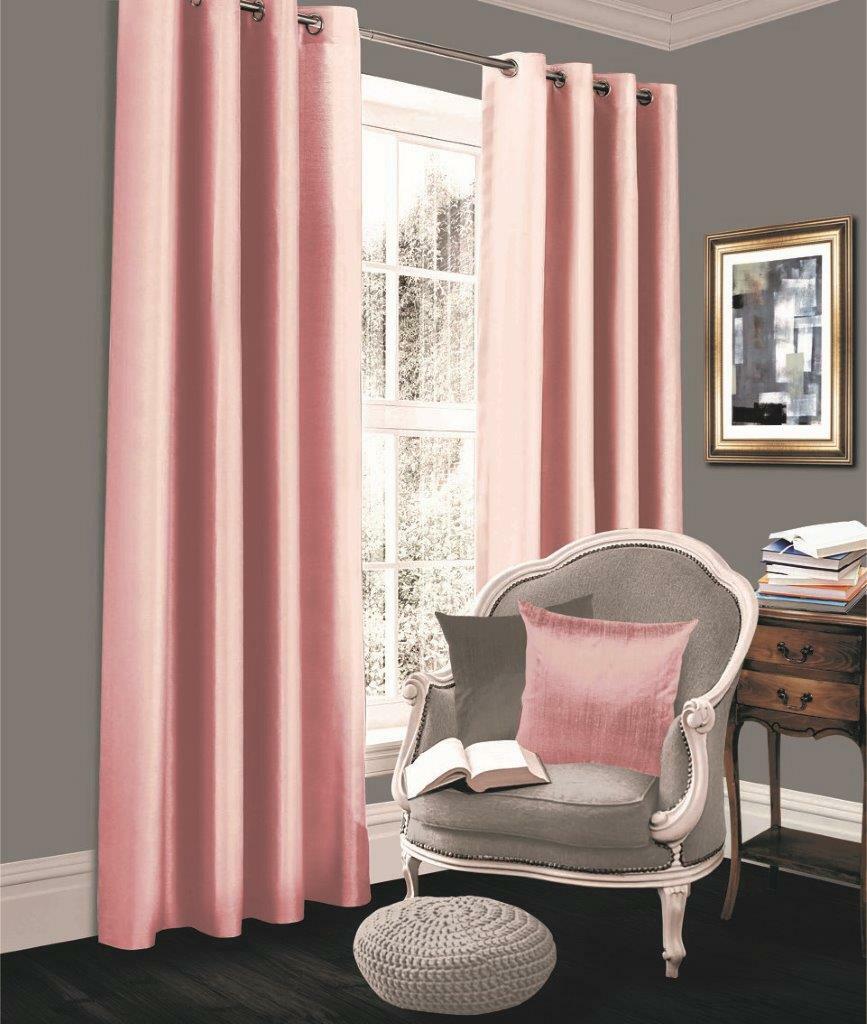 PAIR OF THERMAL INSULATING LIGHT BLACKOUT EYELET TOP CURTAINS