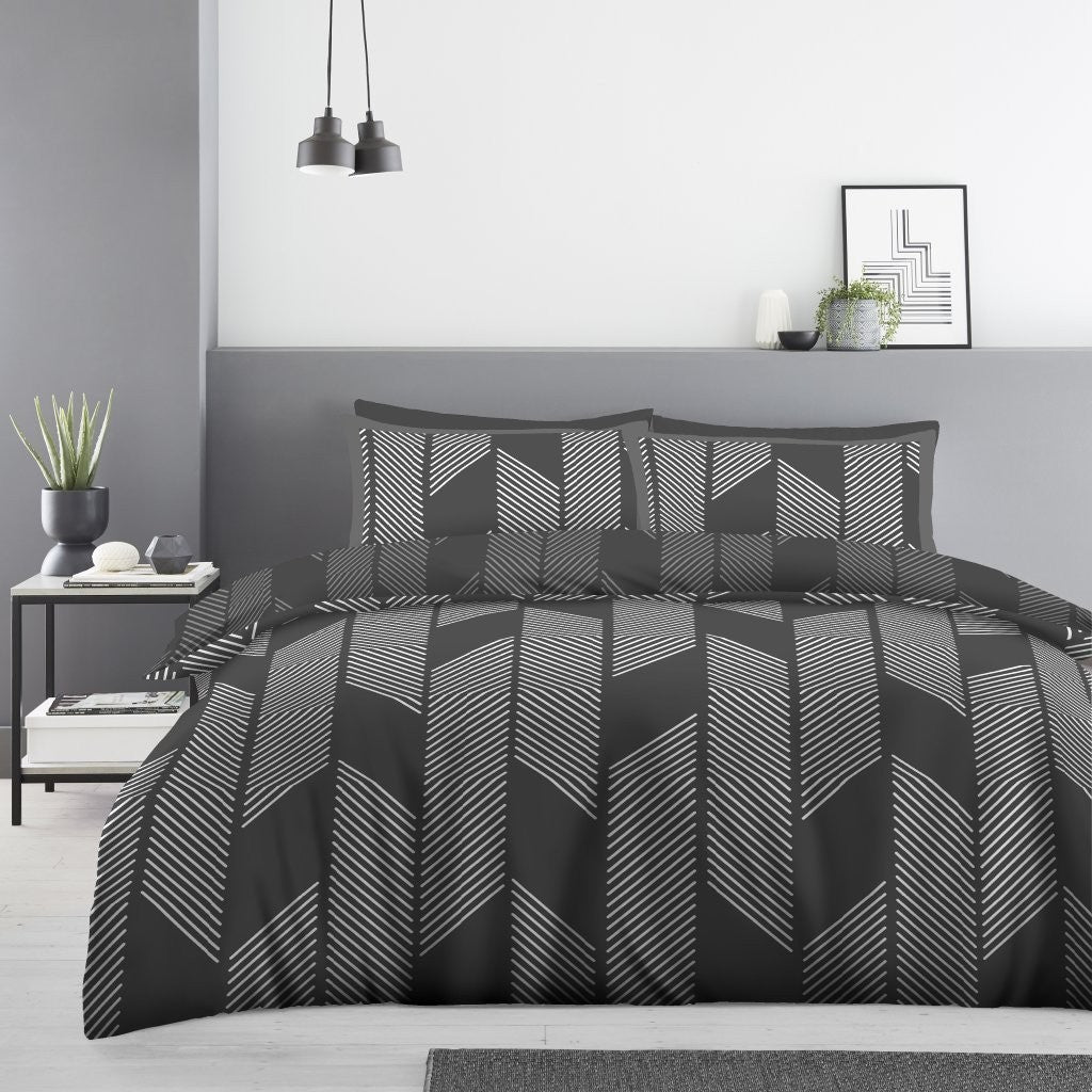 Richardson Geo Reversible Duvet Quilt Cover Pillow Case Bedding Bed Set Grey