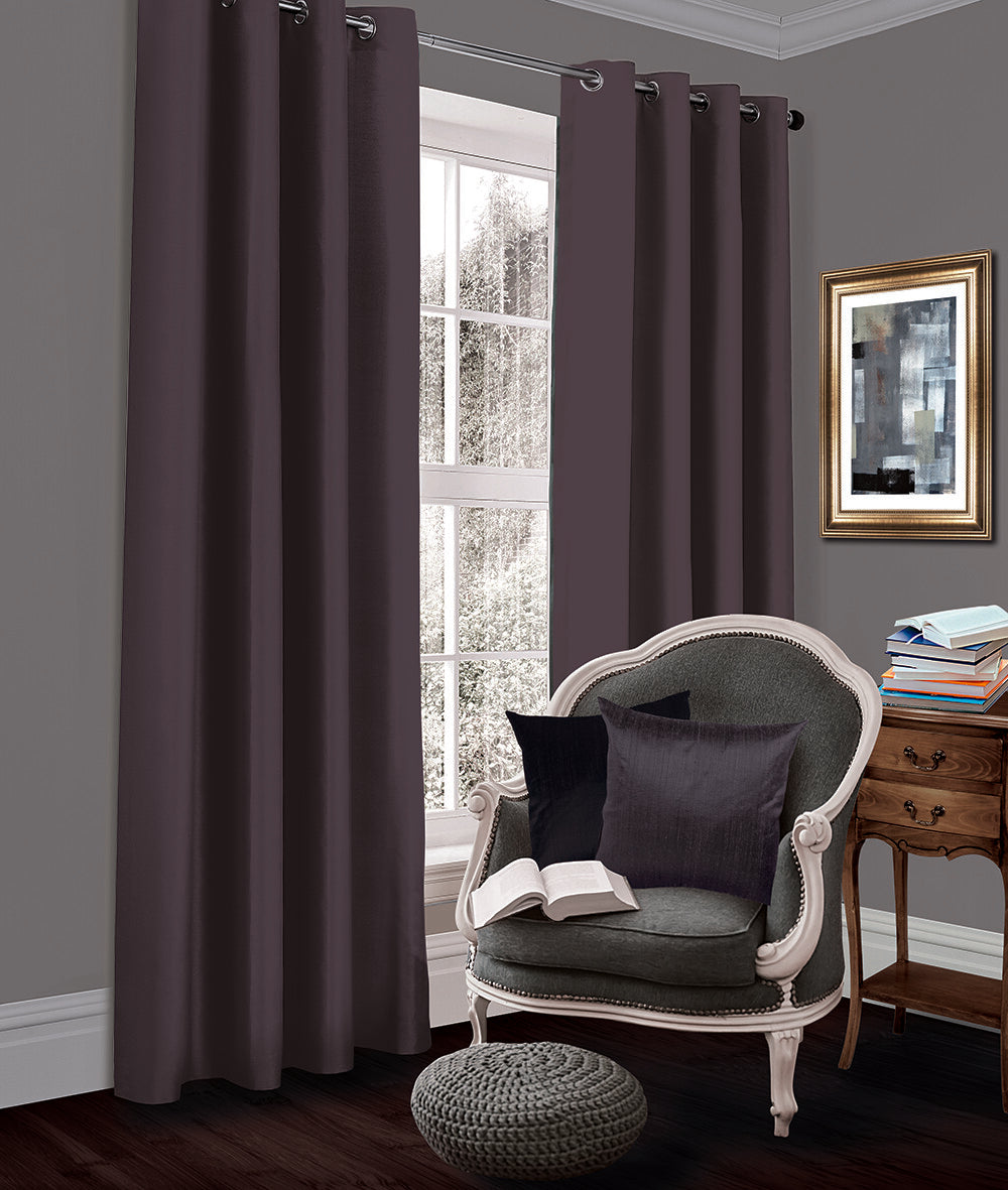 PAIR OF THERMAL INSULATING LIGHT BLACKOUT EYELET TOP CURTAINS