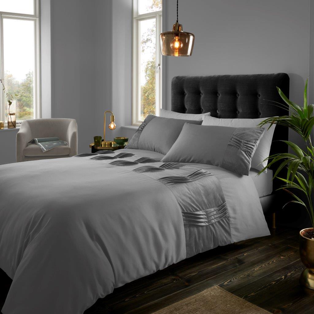 Revie Velvet Duvet Quilt Cover & Pillow Case Bedding Set Grey Dark Green White