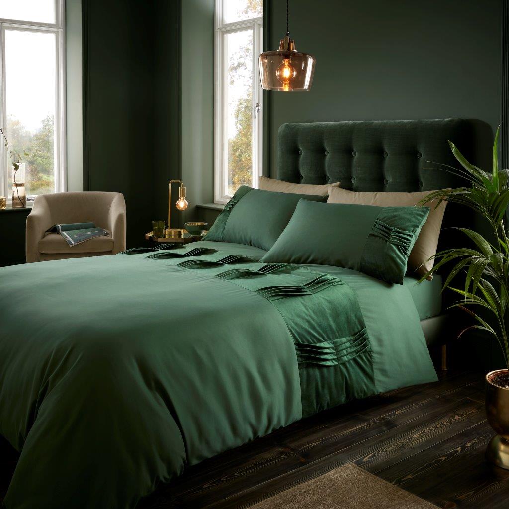 Revie Velvet Duvet Quilt Cover & Pillow Case Bedding Set Grey Dark Green White